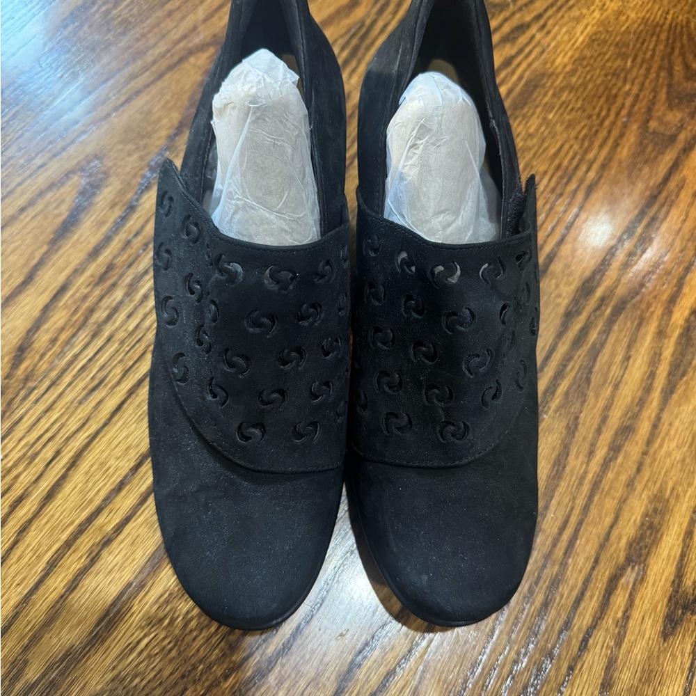 Women's Naot Black Suede Slip-On Mule with Decorative flap, made in Israel